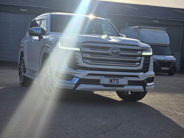 Used Toyota Landcruiser 2024 for sale - 72792535: Photo 2