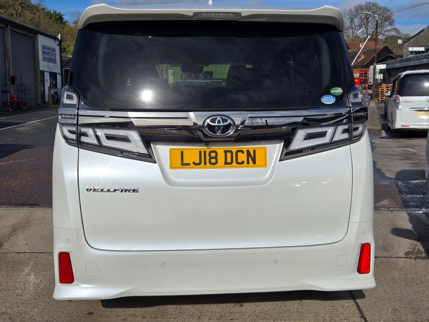 Used Toyota Vellfire 2018 for sale - 77663530: Photo 5
