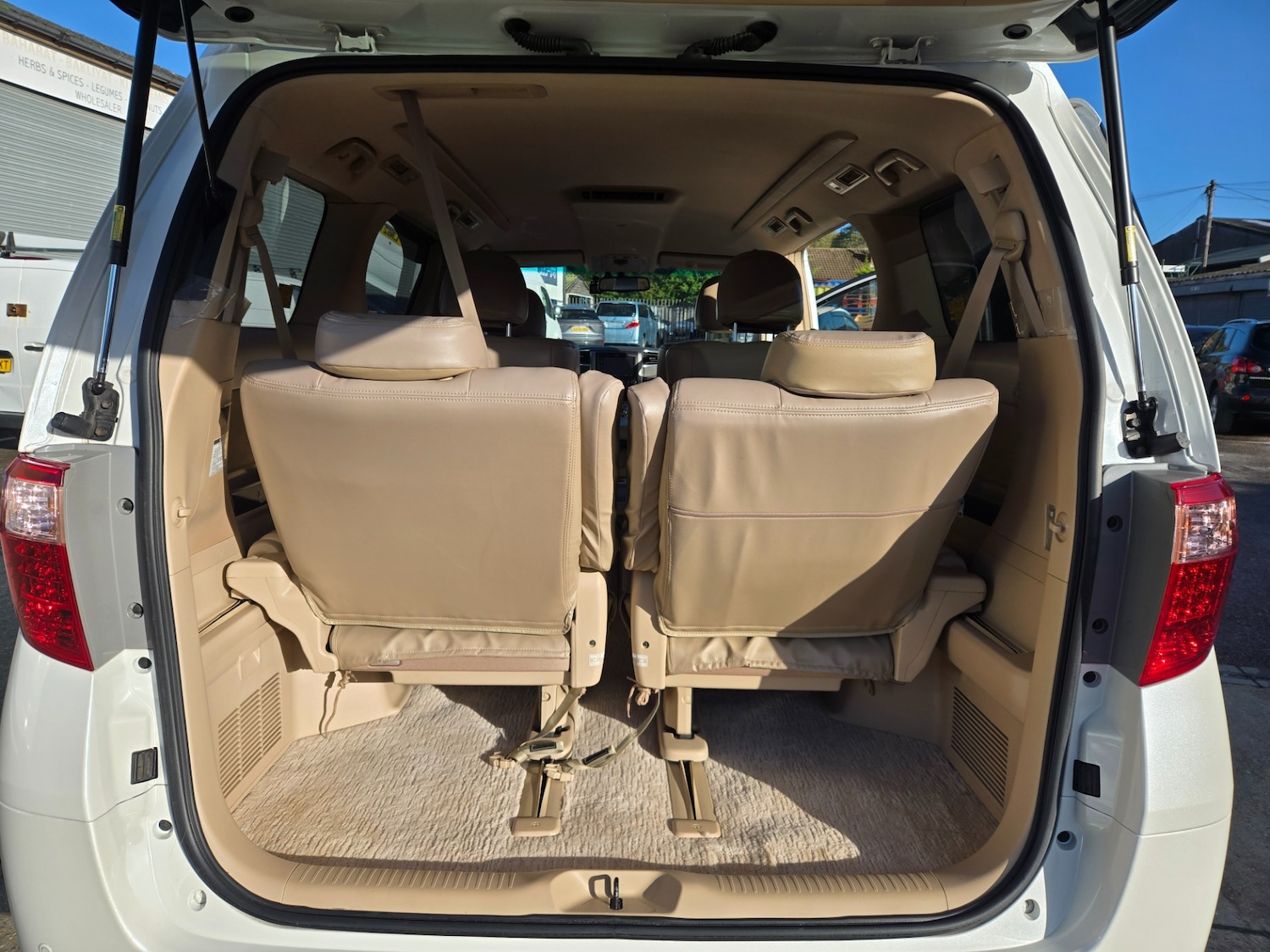 Used Toyota Alphard 2014 for sale - 76436206: Photo 10