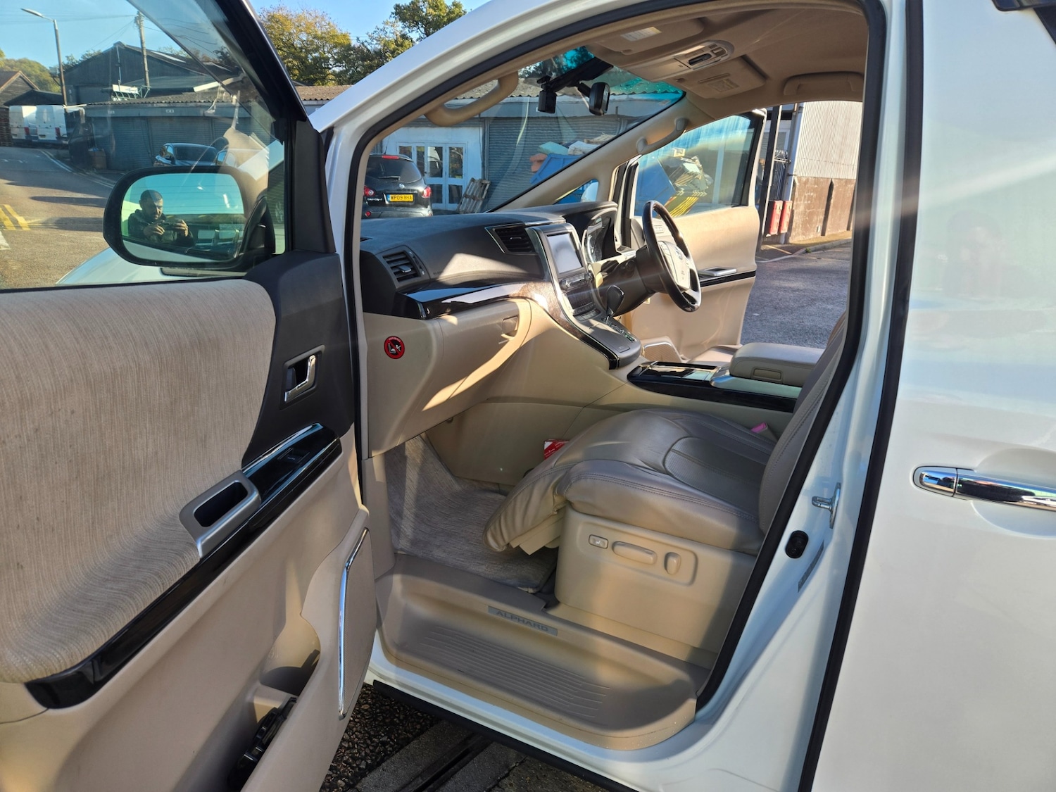 Used Toyota Alphard 2014 for sale - 76436206: Photo 11