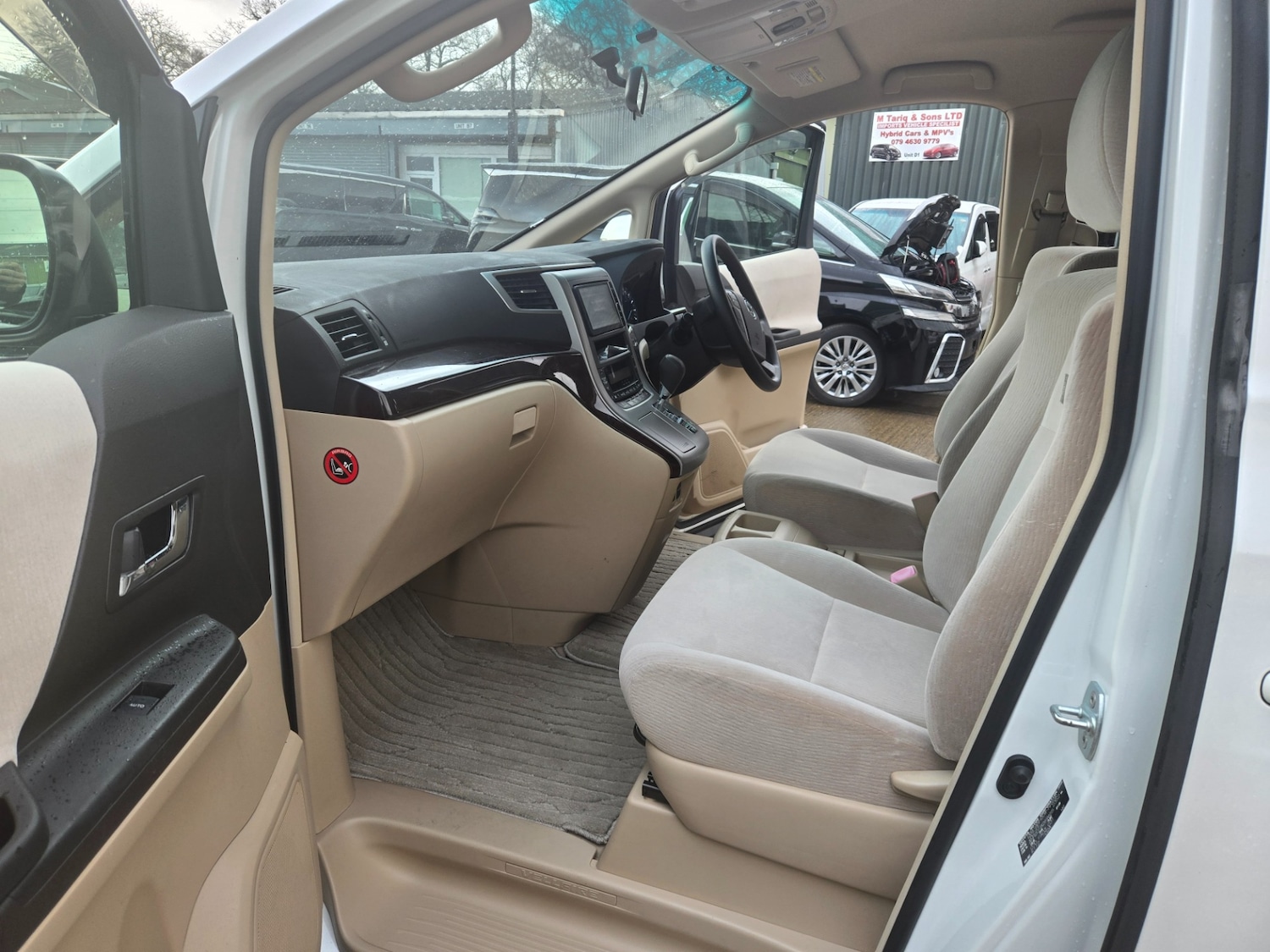 Used Toyota Vellfire 2026 for sale - 77742549: Photo 11