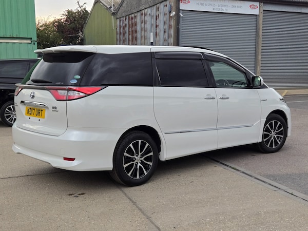 Used Toyota Estima 2017 for sale - 75673700: Photo 7