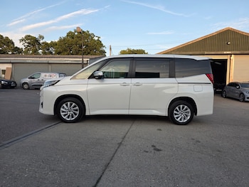 Used Toyota Voxy 2022 for sale - 79476855: Photo