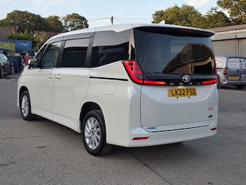 Used Toyota Voxy 2022 for sale - 79476855: Photo