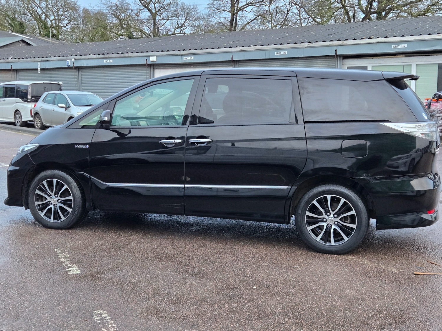 Used Toyota Estima 2026 for sale - 77562600: Photo 5