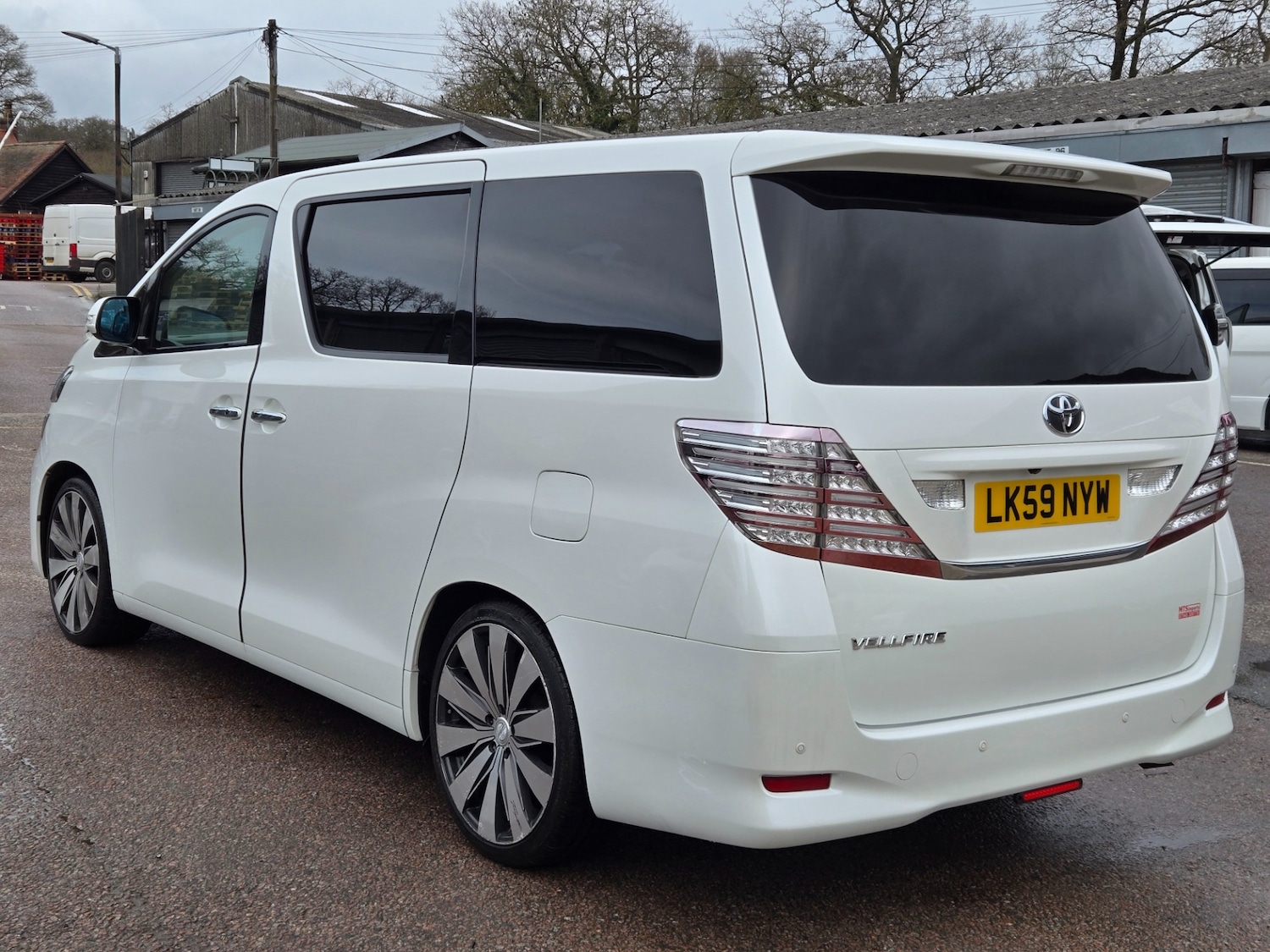 Used Toyota Vellfire 2024 for sale - 77664881: Photo 6