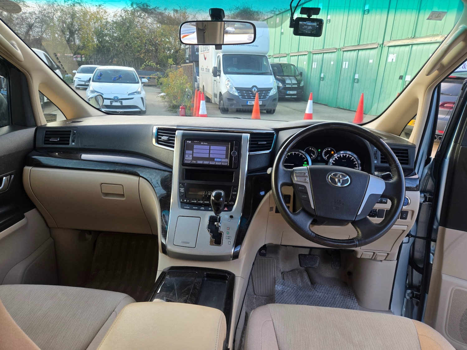 Used Toyota Alphard 2014 for sale - 76437313: Photo 12