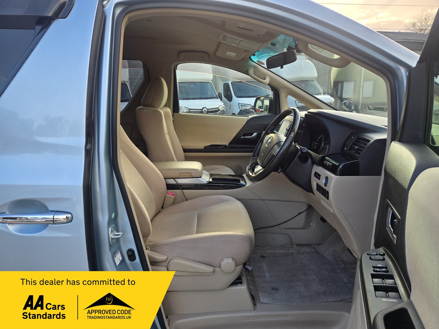 Used Toyota Alphard 2014 for sale - 76437313: Photo 7