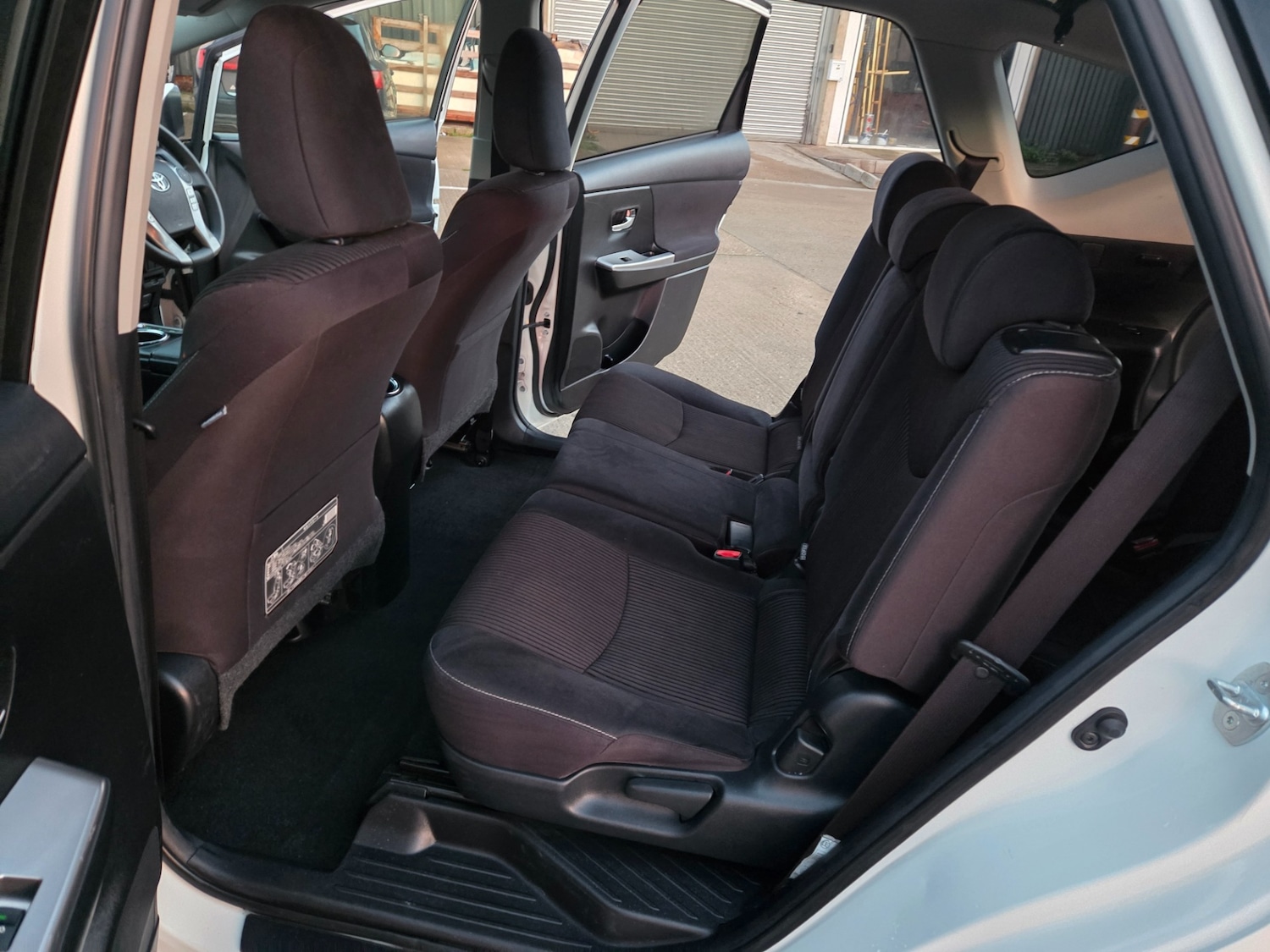 Used Toyota Prius 2019 for sale - 76860139: Photo 12