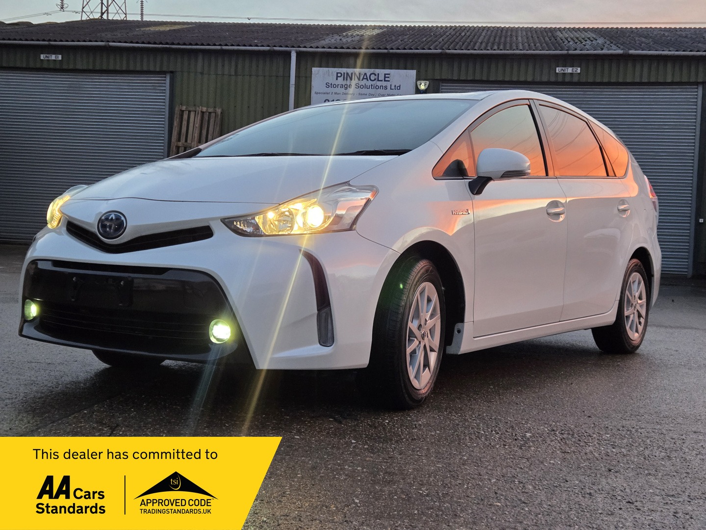 Used Toyota Prius 2019 for sale - 76860139: Photo 2