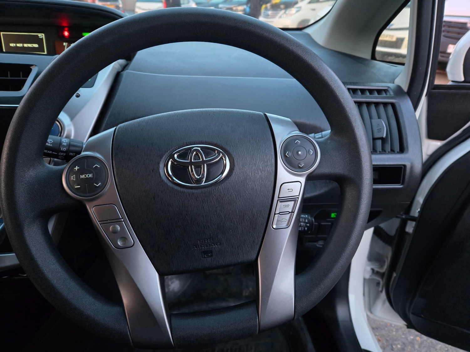 Used Toyota Prius 2019 for sale - 76860139: Photo 8