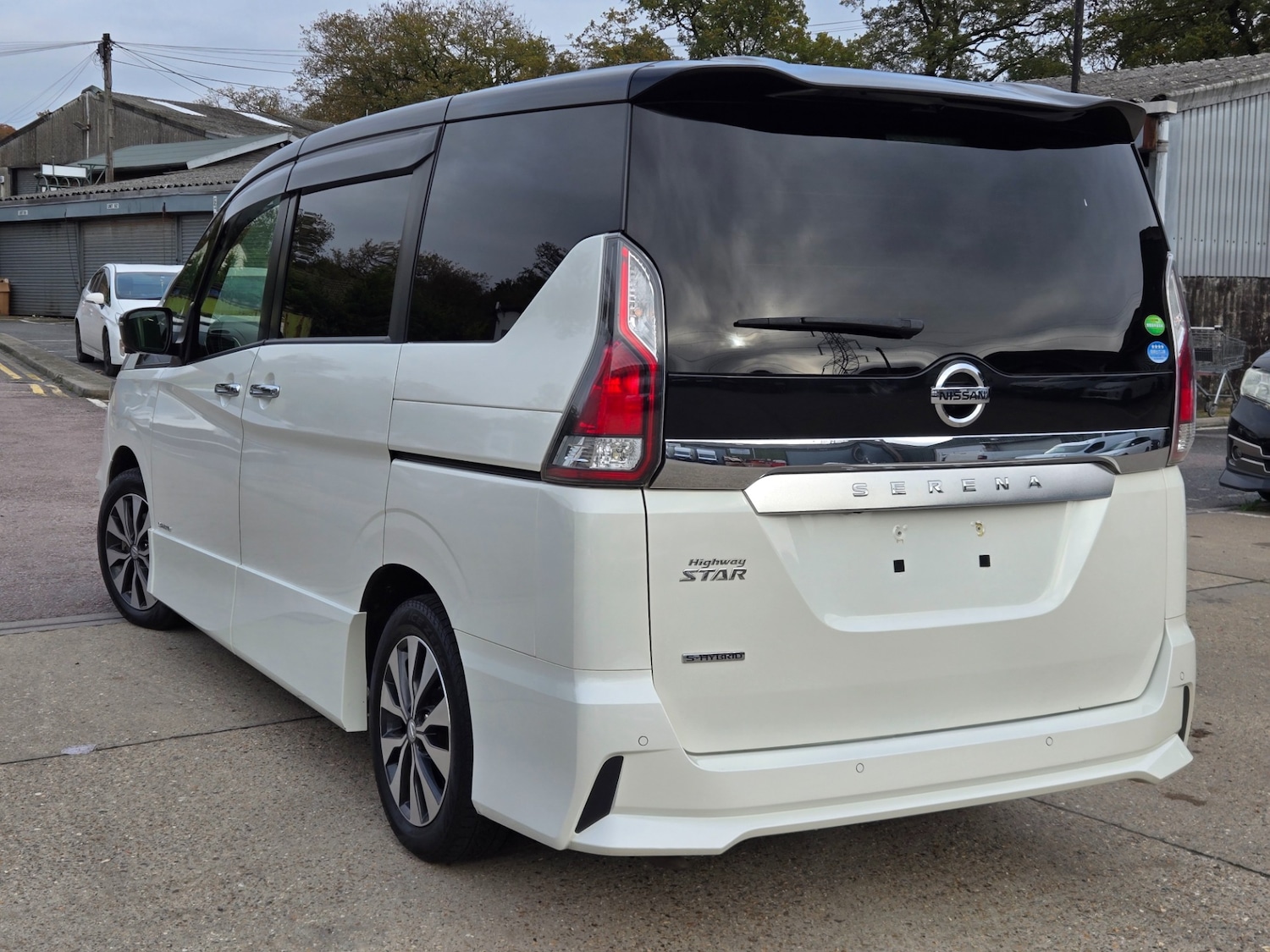 Used Nissan Serena 2019 for sale - 76594763: Photo 6