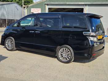 Used Toyota Vellfire 2014 for sale - 75086203: Photo