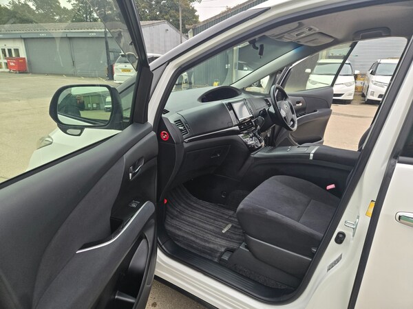 Used Toyota Estima 2013 for sale - 72792529: Photo 15