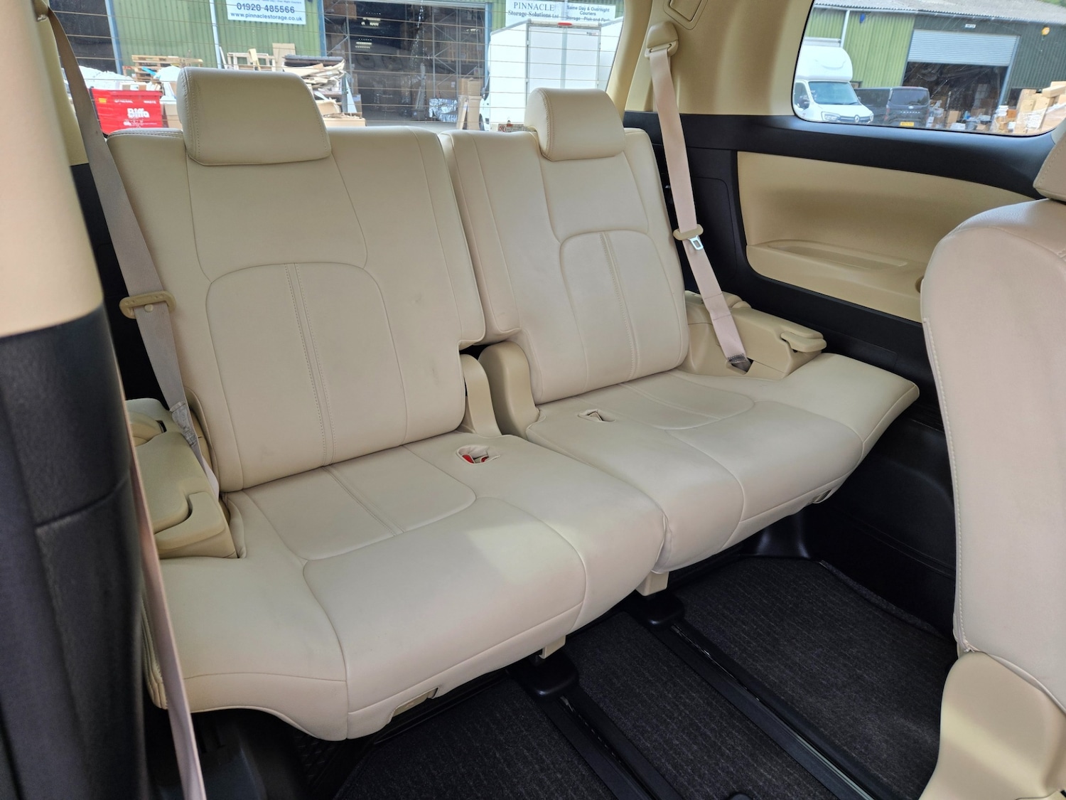 Used Toyota Vellfire 2017 for sale - 75560321: Photo 13