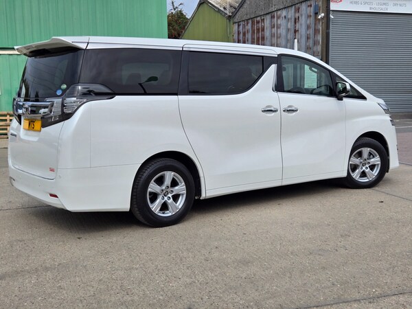 Used Toyota Vellfire 2017 for sale - 75560321: Photo 7