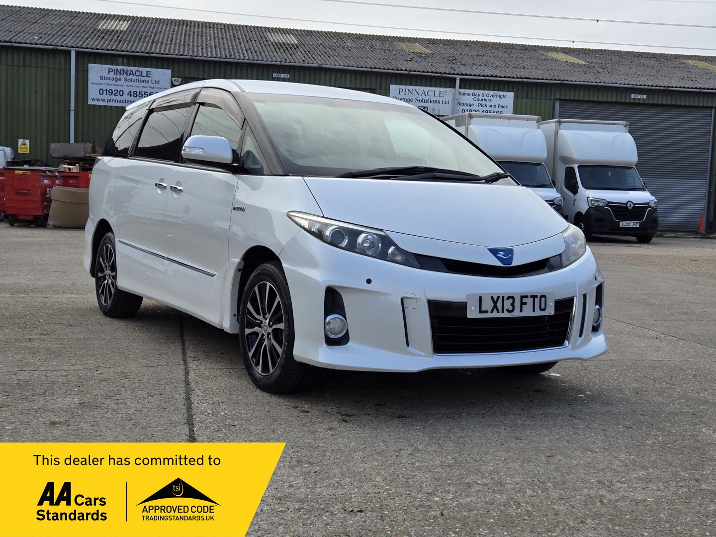 Used Toyota Estima 2013 for sale - 76594732: Photo 2