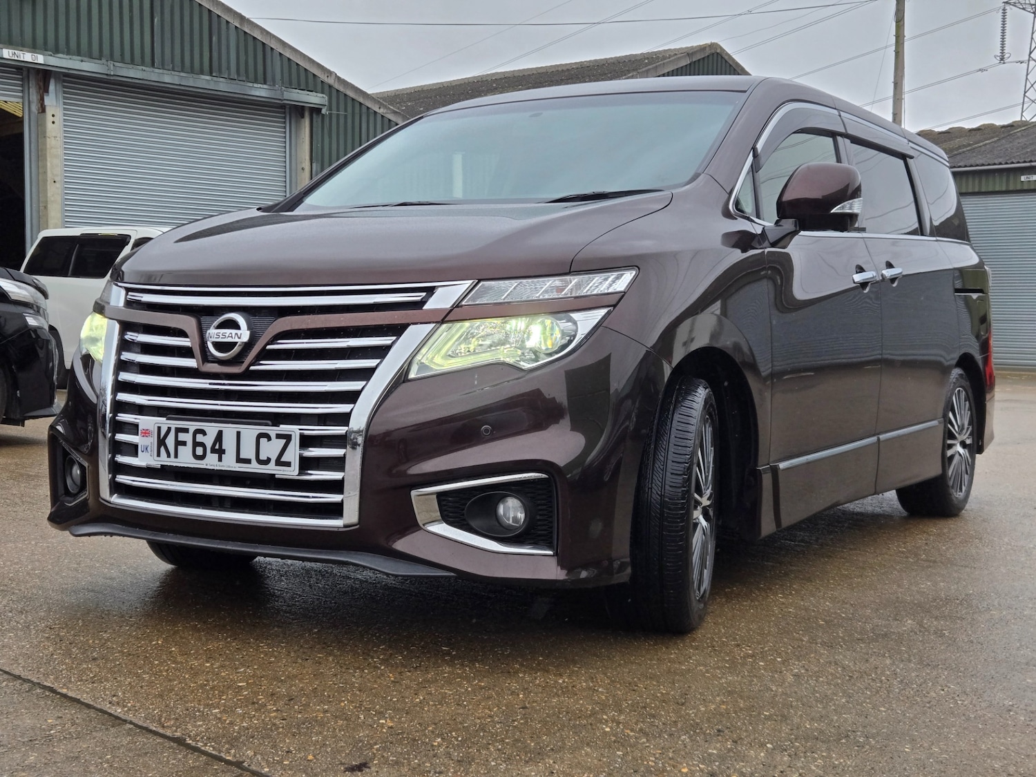 Used Nissan Elgrand 2026 for sale - 77802442: Photo 3