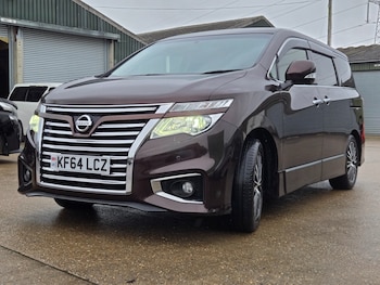 Used Nissan Elgrand 2014 for sale - 77802442: Photo