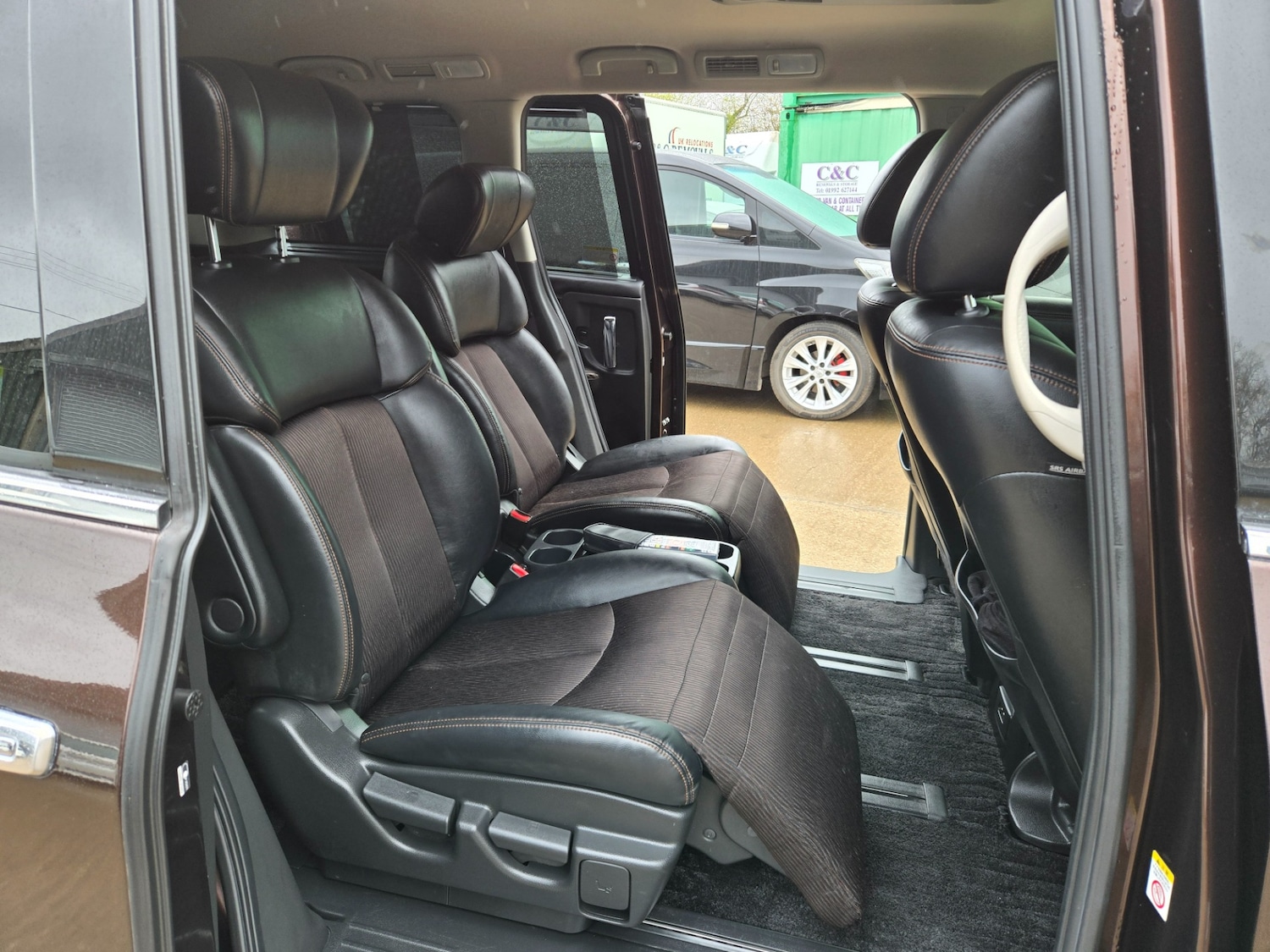 Used Nissan Elgrand 2026 for sale - 77802442: Photo 7