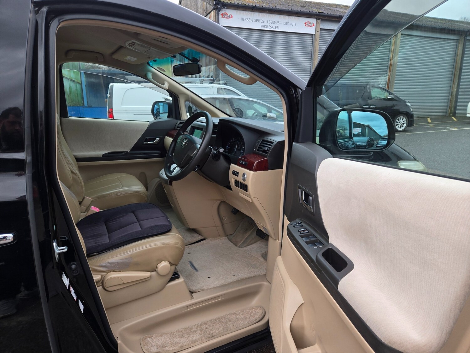 Used Toyota Alphard 2008 for sale - 77663778: Photo 7