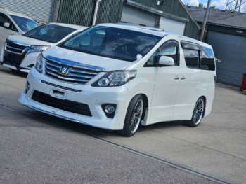 Used Toyota Alphard 2014 for sale - 74561062: Photo