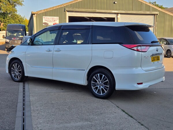 Used Toyota Estima 2017 for sale - 75625774: Photo 5