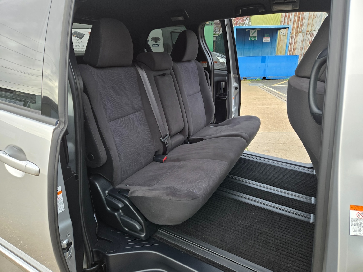 Used Toyota Estima 2017 for sale - 76594595: Photo 10