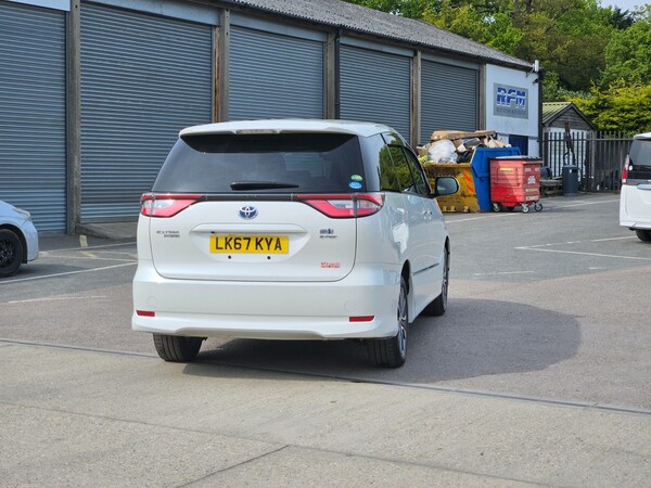 Used Toyota Estima 2018 for sale - 74484642: Photo 6