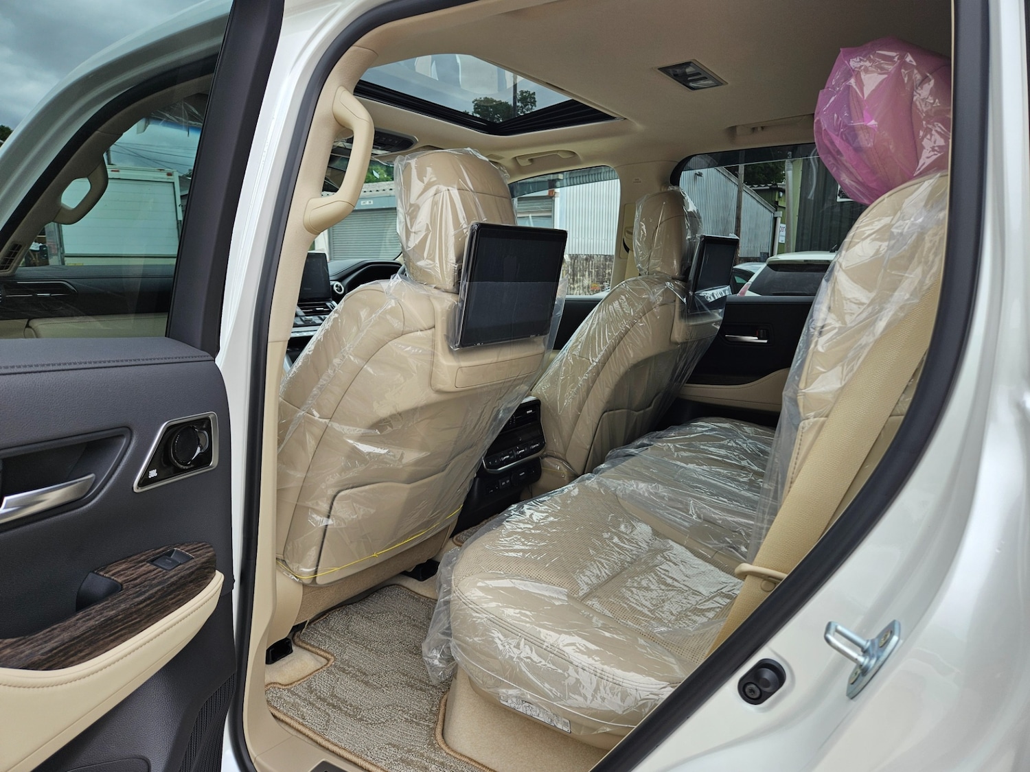 Used Toyota Land Cruiser 2025 for sale - 77399371: Photo 10