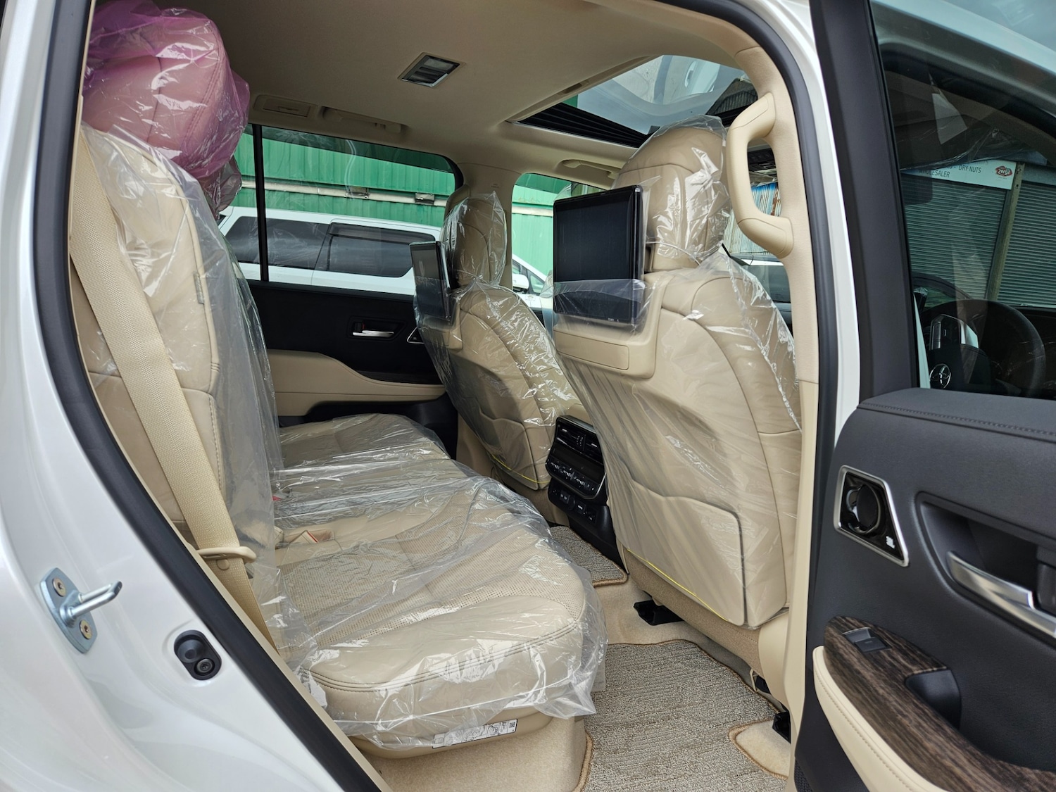 Used Toyota Land Cruiser 2025 for sale - 77399371: Photo 12