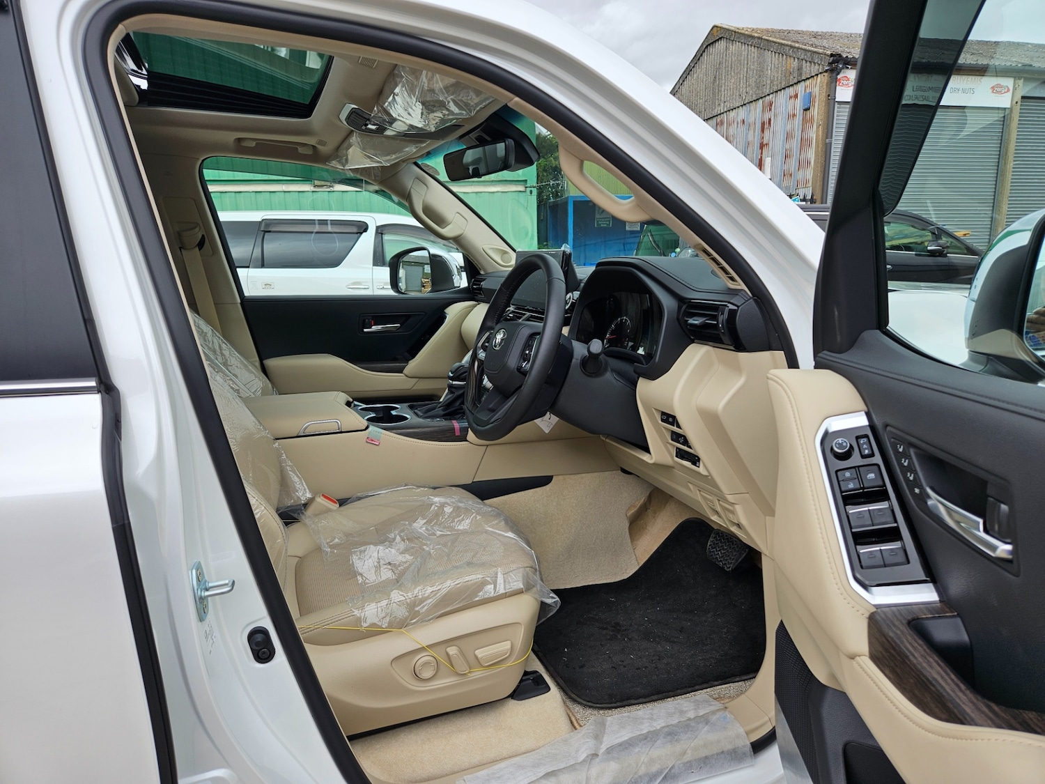 Used Toyota Land Cruiser 2025 for sale - 77399371: Photo 15