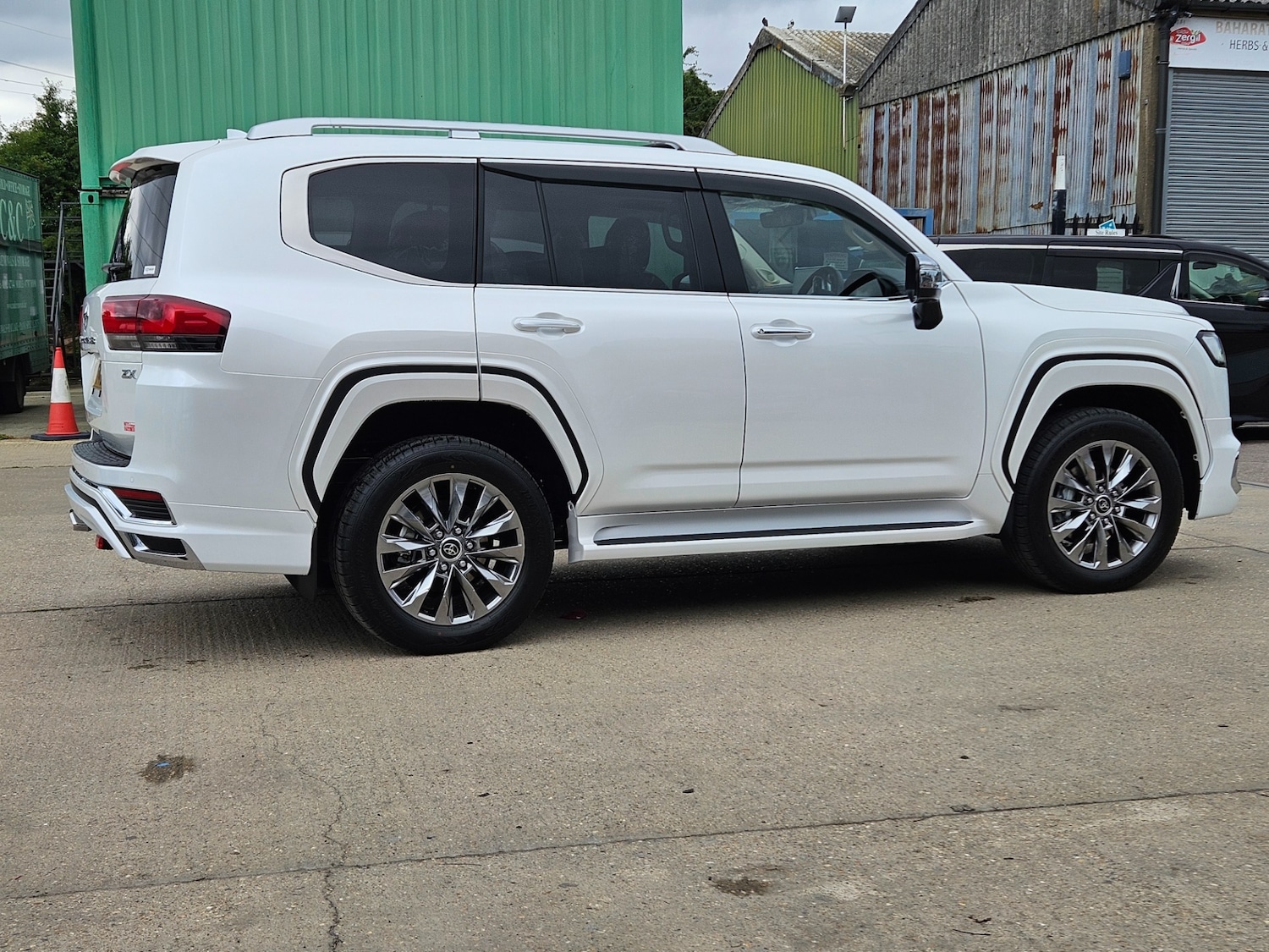 Used Toyota Land Cruiser 2025 for sale - 77399371: Photo 4