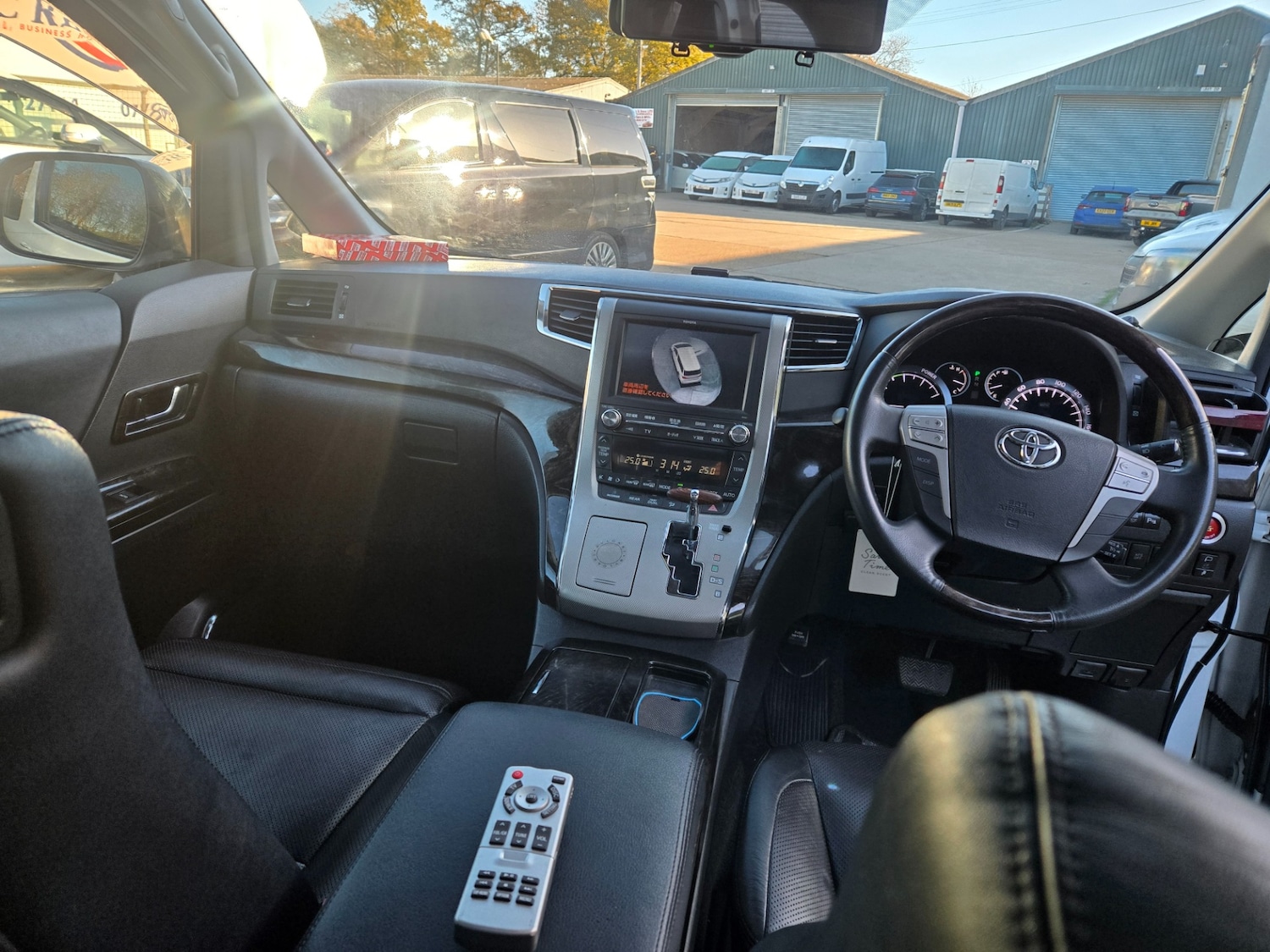 Used Toyota Alphard 2014 for sale - 76905114: Photo 11