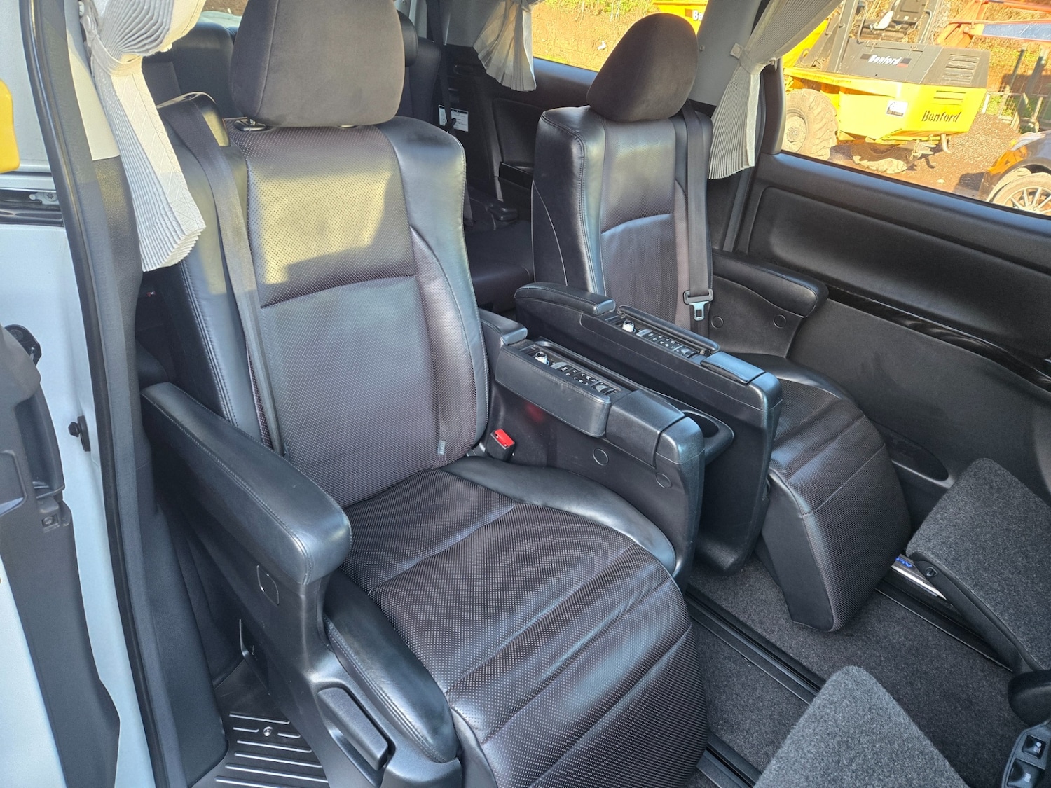 Used Toyota Alphard 2014 for sale - 76905114: Photo 12
