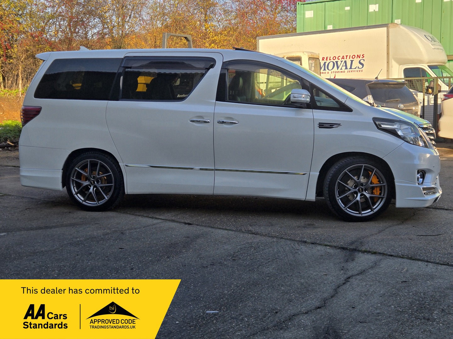 Used Toyota Alphard 2014 for sale - 76905114: Photo 4