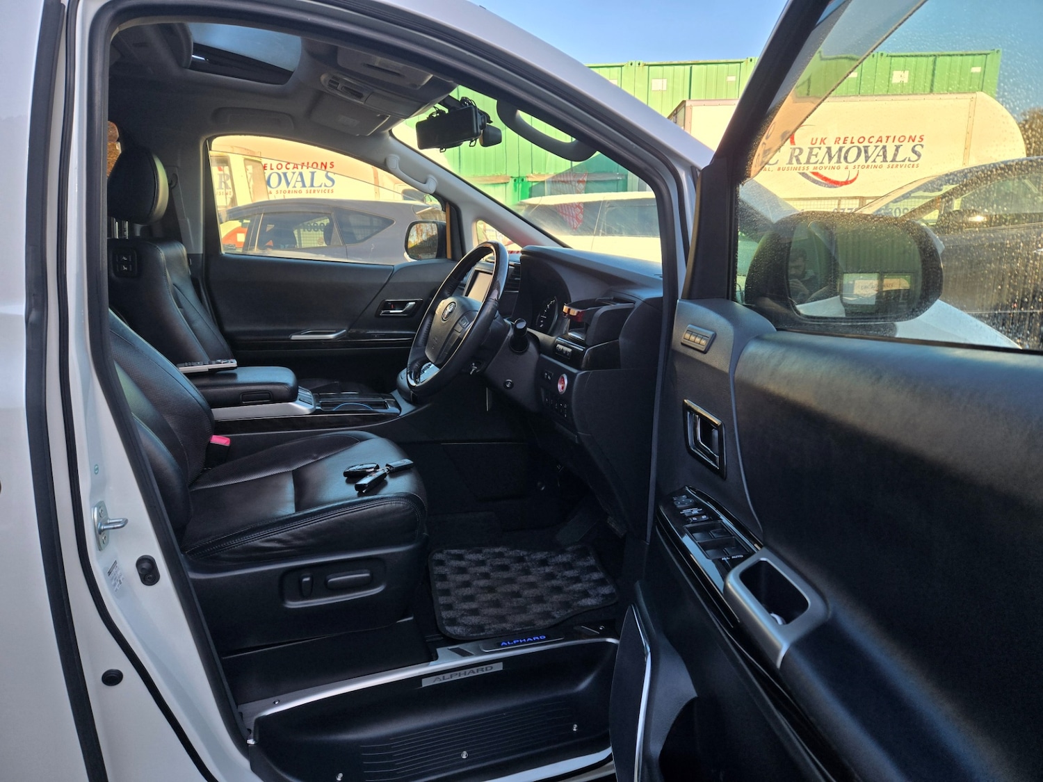 Used Toyota Alphard 2014 for sale - 76905114: Photo 8