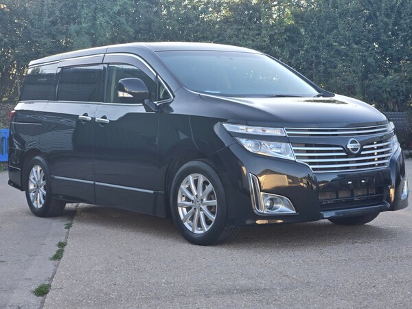 Used Nissan Elgrand 2011 for sale - 72199340: Photo 1