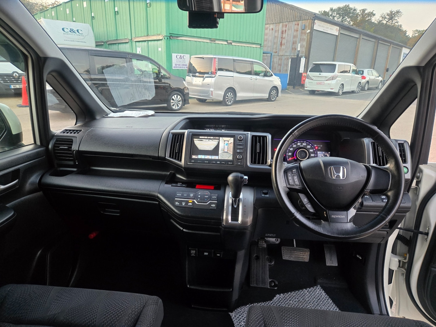 Used Honda Stepwagon 2012 for sale - 76385262: Photo 16