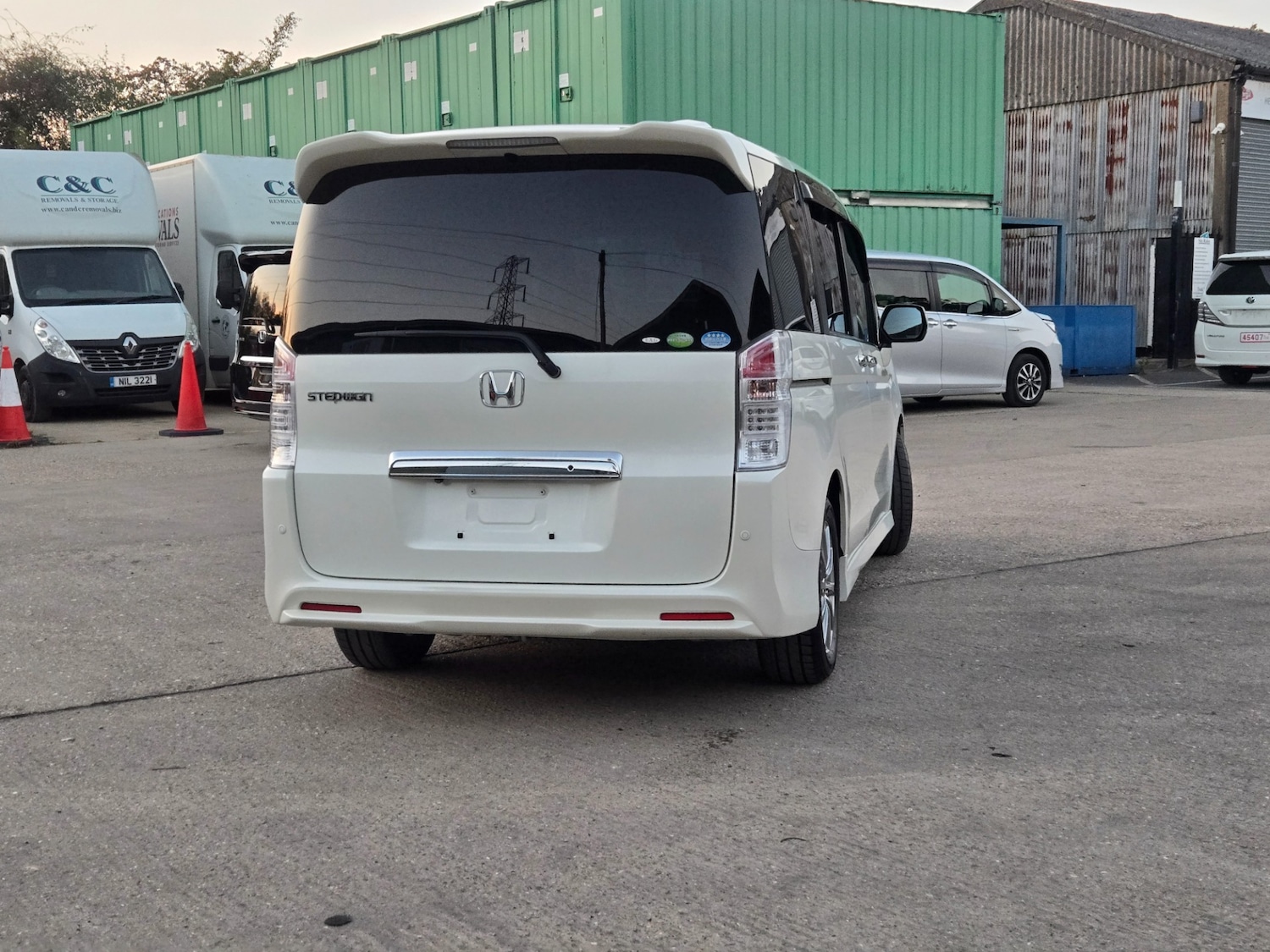 Used Honda Stepwagon 2012 for sale - 76385262: Photo 9