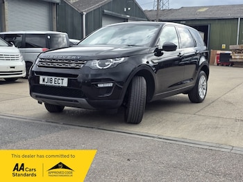 Used Land Rover Discovery Sport 2018 for sale - 76208680: Photo 2