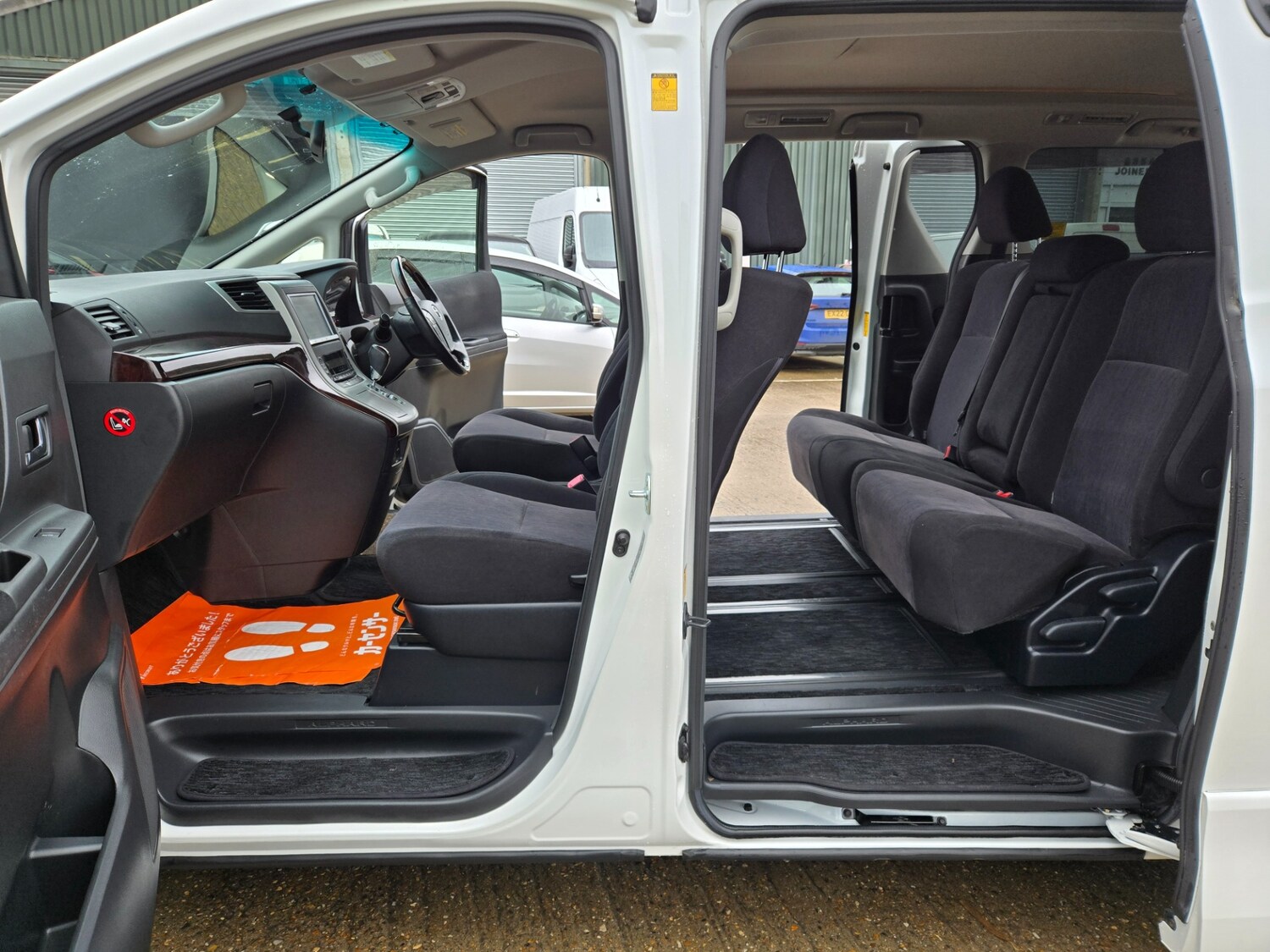 Used Toyota Alphard 2026 for sale - 77742555: Photo 13