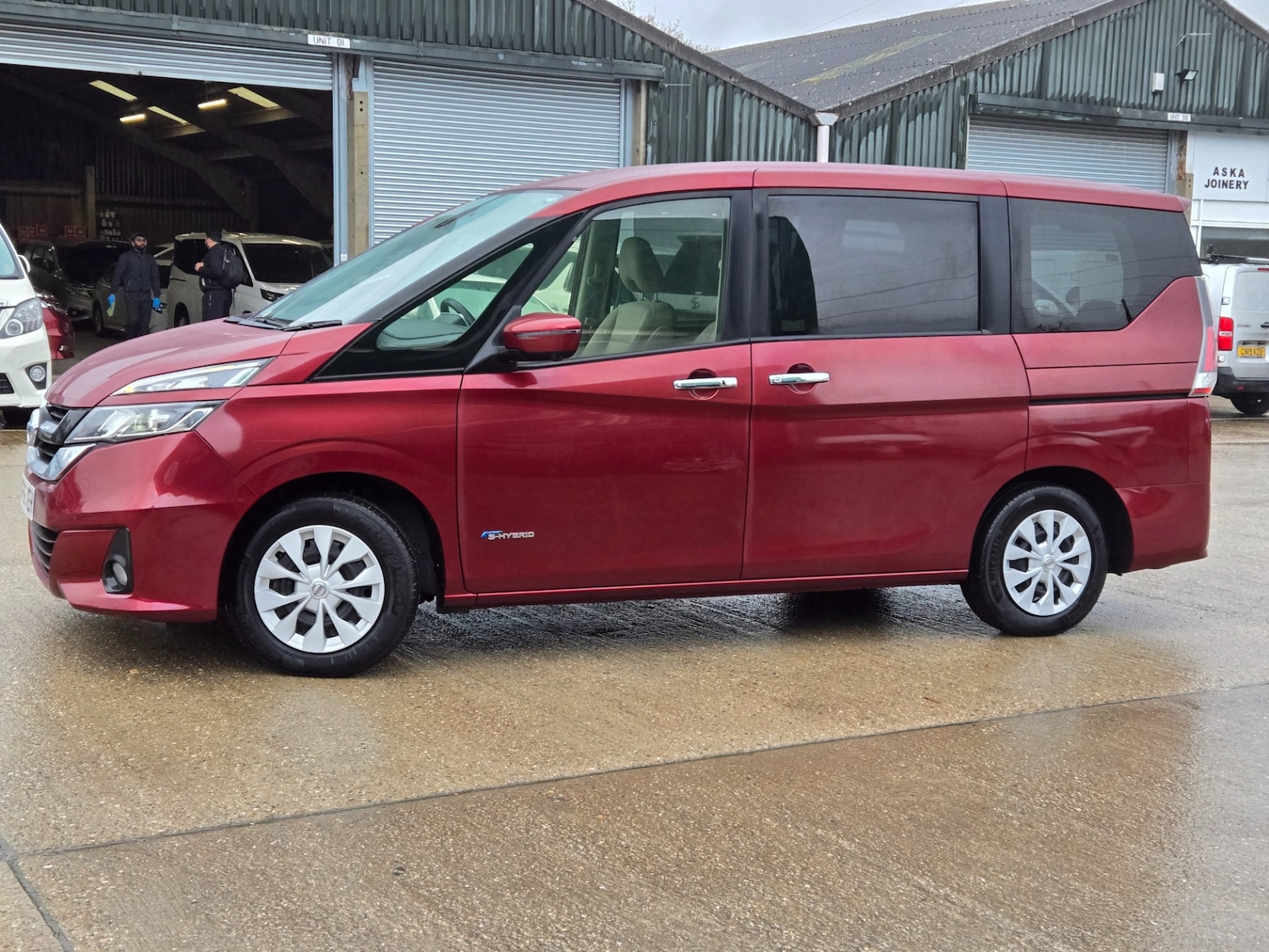 Used Nissan Serena 2026 for sale - 77635227: Photo 3