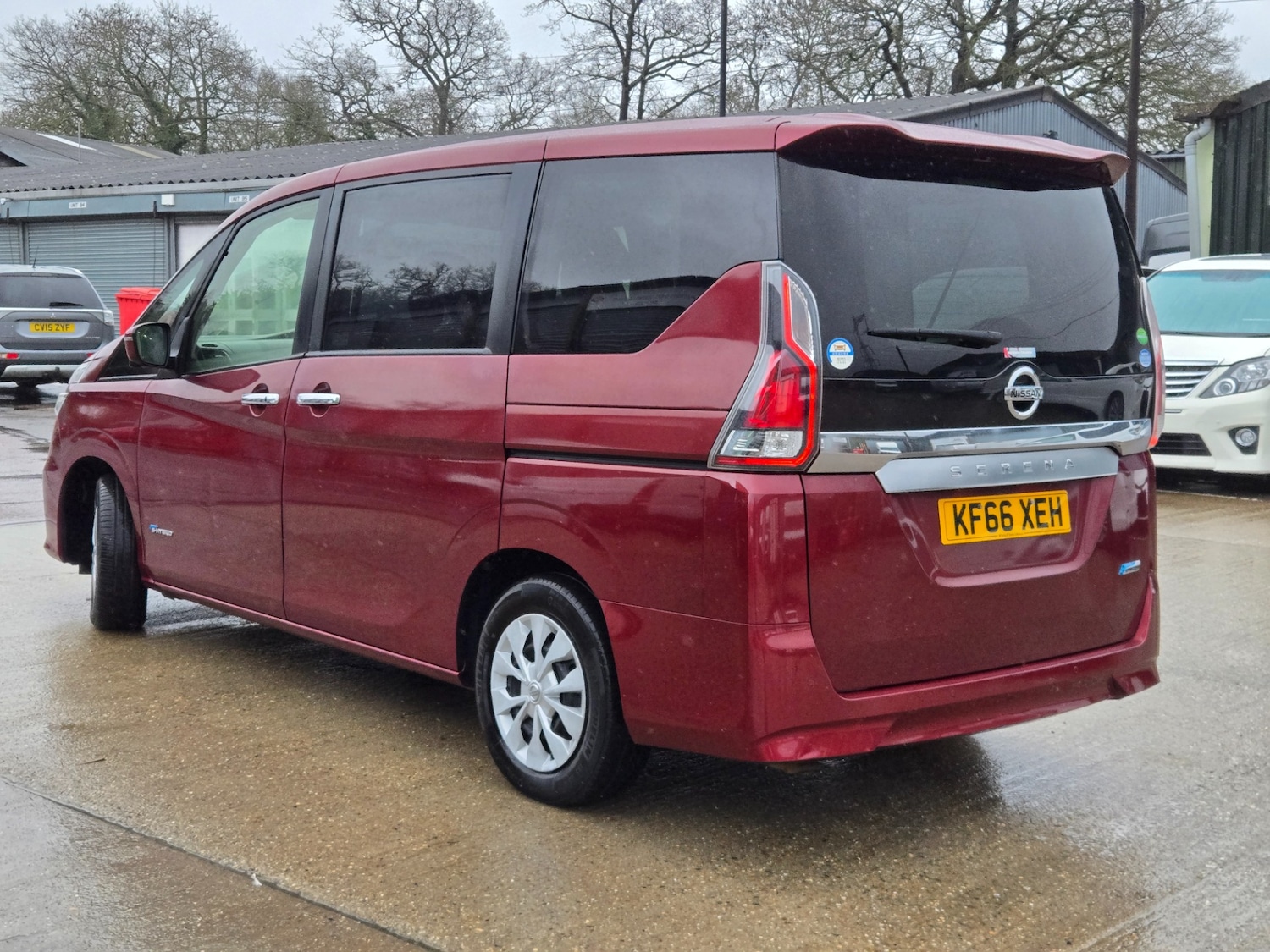 Used Nissan Serena 2026 for sale - 77635227: Photo 4