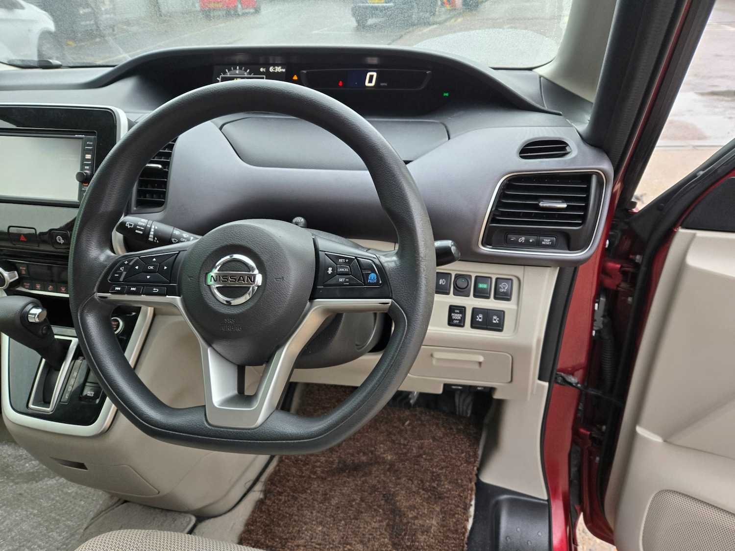 Used Nissan Serena 2026 for sale - 77635227: Photo 9