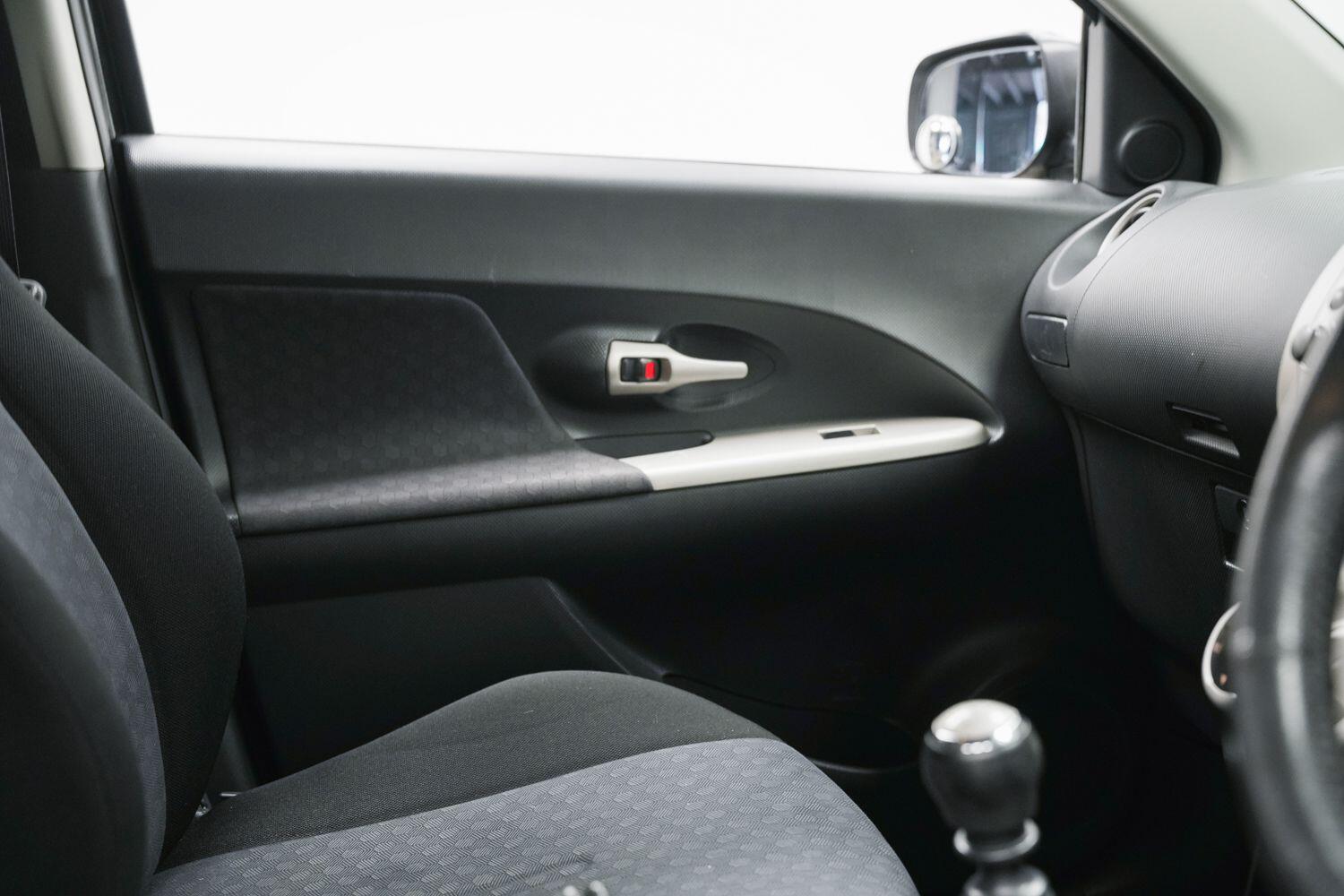 Used Toyota Urban Cruiser for sale - 77908464: Photo 18