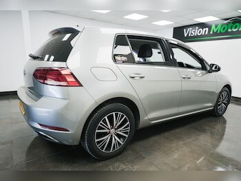 Used Volkswagen Golf 2018 for sale - 78549209: Photo