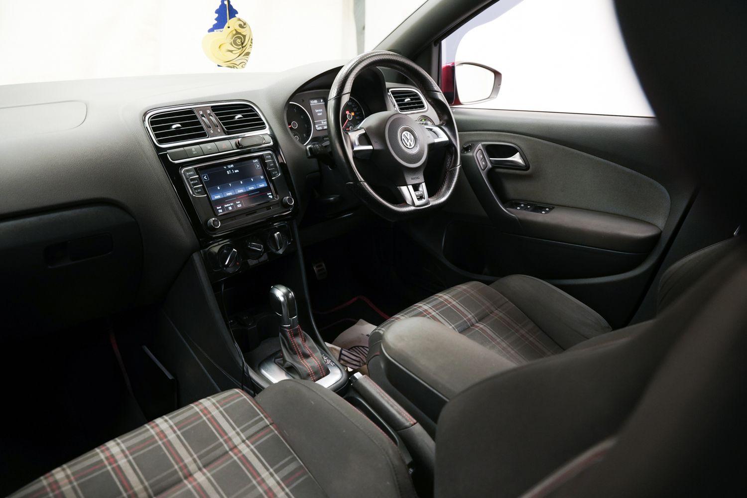 Used Volkswagen Polo 2012 for sale - 76433137: Photo 18