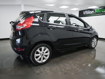 Used Ford Fiesta 2010 for sale - 76121839: Photo