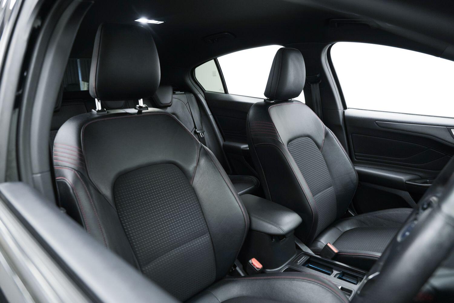 Used Ford Focus for sale - 77320843: Photo 12